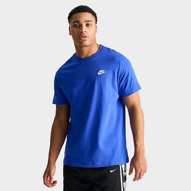 Nike Sportswear Club T-Shirt (Medium)