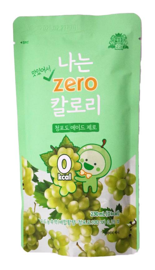 TAEWOONG Green Grape Ade Pouch Drink (230ml)