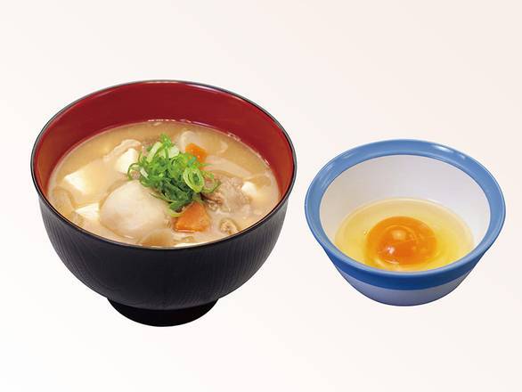 豚汁生玉子セット Miso Soup with Pork & Vegetables and Raw Egg