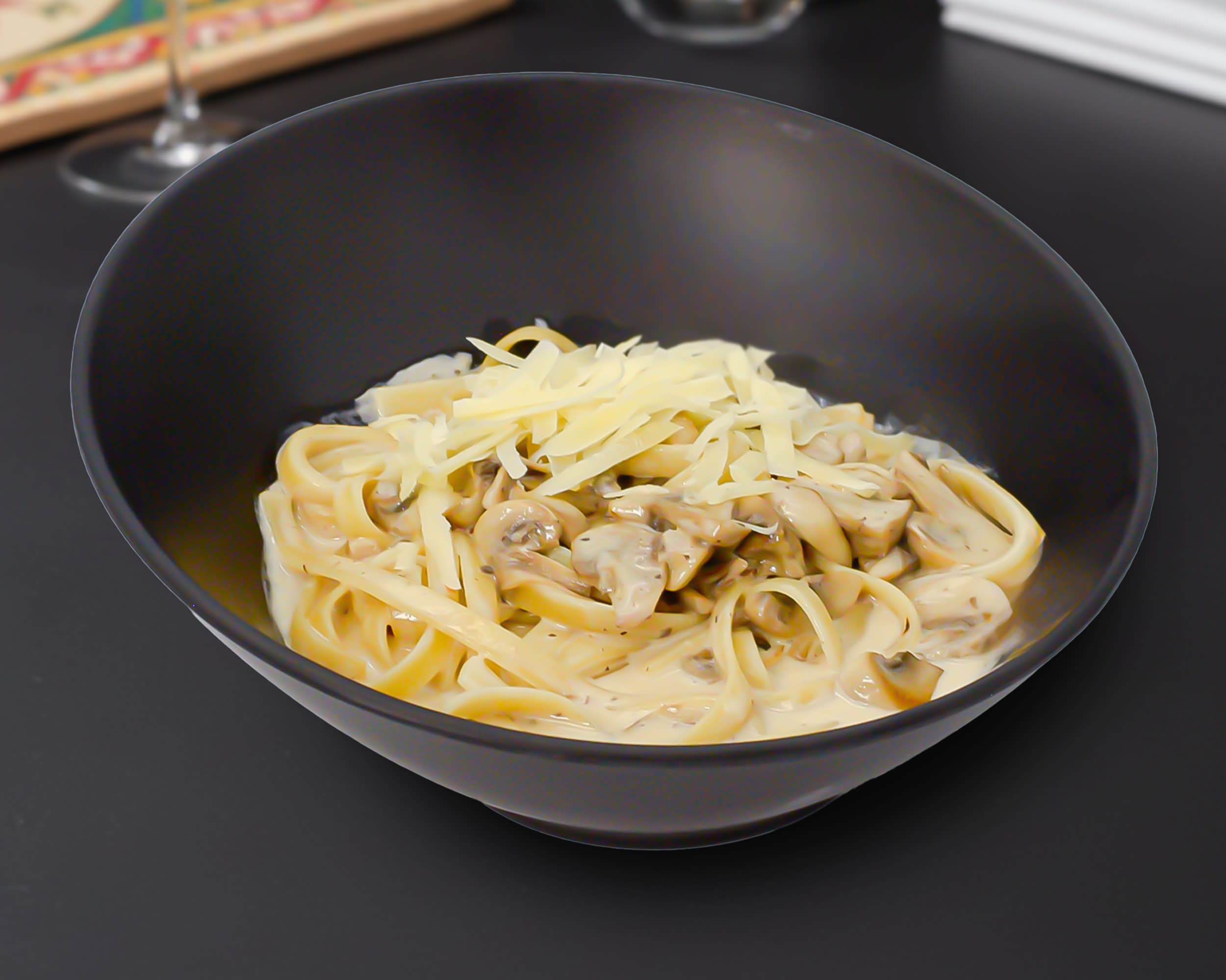 Pasta con Trufa y Hongos