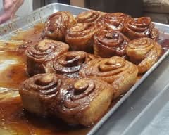 Cinnamon Roll Place