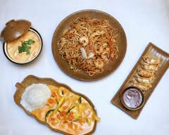 TUE LAM 🍜🍱🥢 Authentic Asian Taste