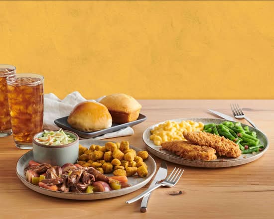 Golden Corral (1350 Hwy. 138 Ne)