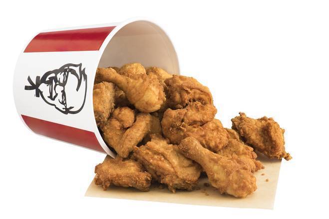 18 Piece Bucket