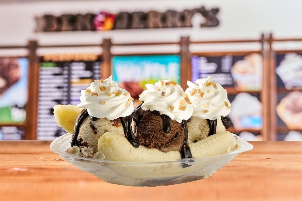 Banana Split (3 scoops)