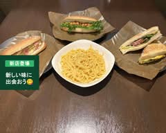 パン処　壱弐参屋