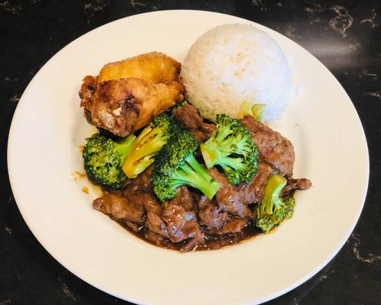 L. Beef & Broccoli 芥兰牛