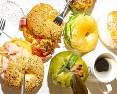 ウエマチベーグル    UEMACHI BAGEL