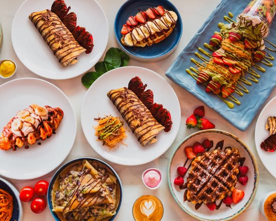 Caprice – Croffle & Crêpe (30 Rue Ste-Catherine)