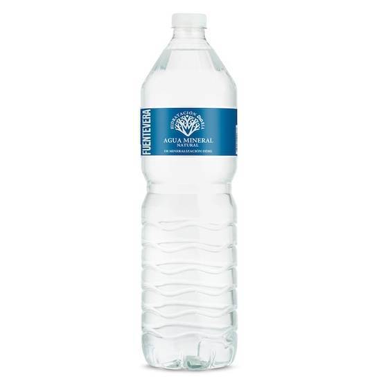 Agua mineral natural Día botella 1.5 l