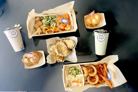 Hoja Taiwanese Waffle & Bubble Tea