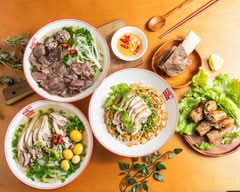Phở now 越南河粉店