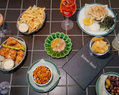 Hickens Hotel (Russell St)