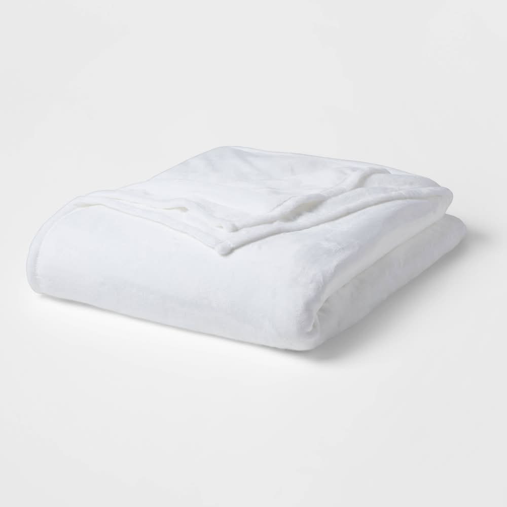Room Essentials Solid Plush Bed Blanket Cozy Lightweight Polyester, Machine Washable, True White