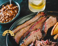 Mojo Federal Swine & Spirits (130 S Tenessee Ave)