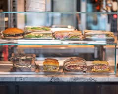 Kohi Beach Store (Kohimarama)