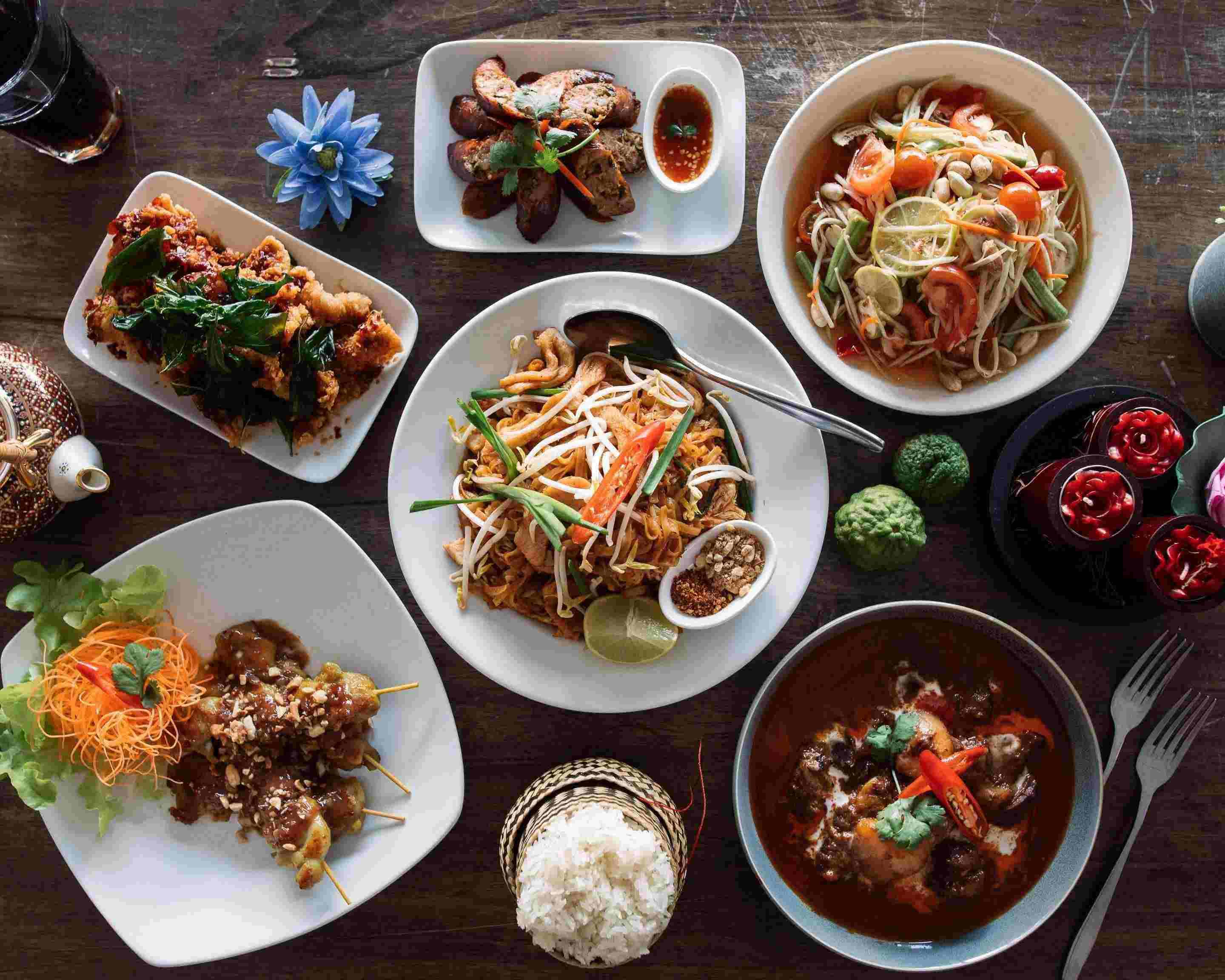 Order Kaffir Lime Thai & Lao Restaurant Menu Delivery and Takeaway in ...