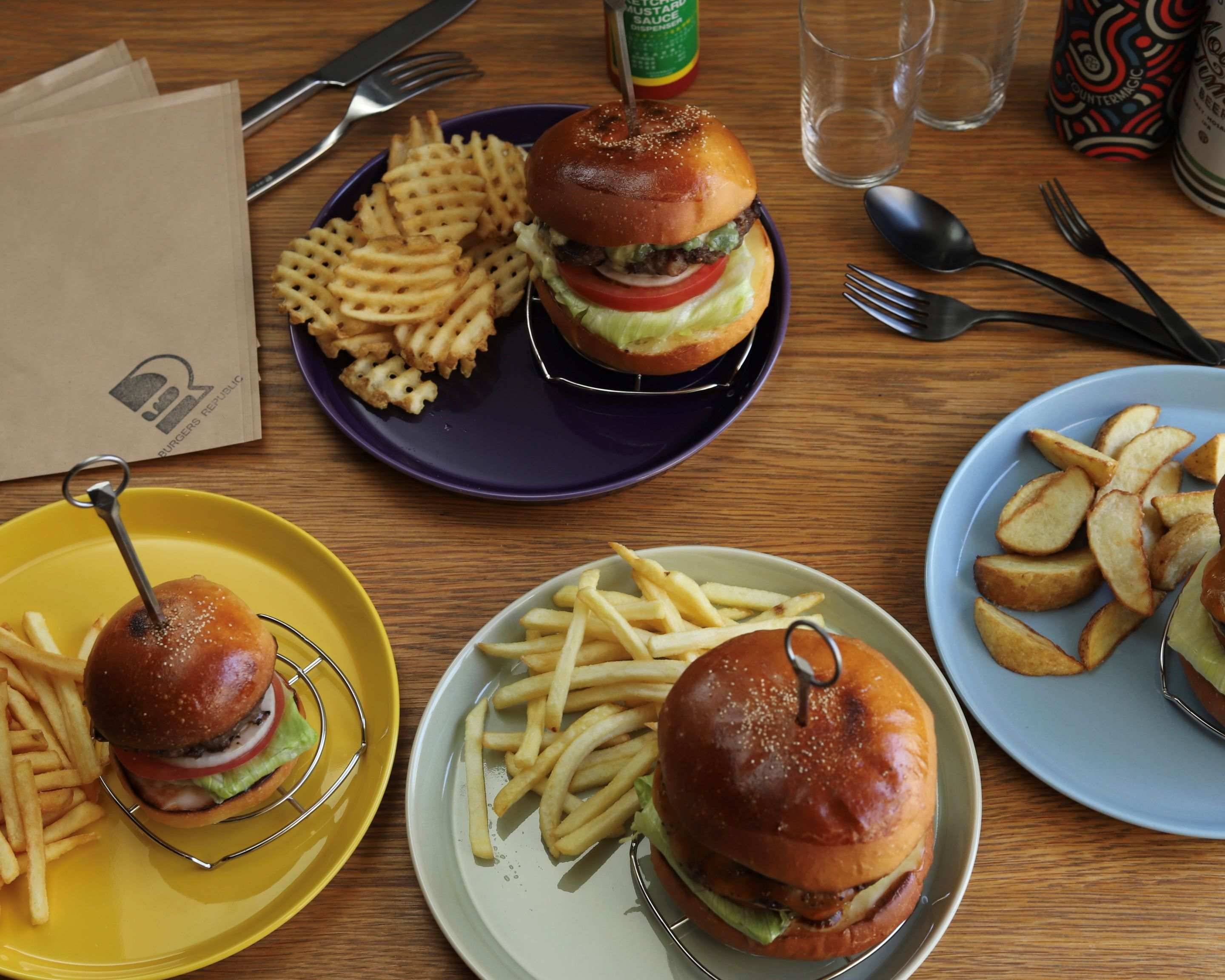 バーガーズ リパブリック BURGERS REPUBLICのデリバリー ・持ち帰り 