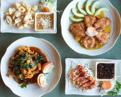 Maephim Thai Restaurant (Marysville)