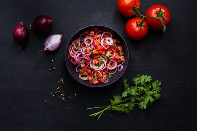 Tomaten-Koriander-Salat