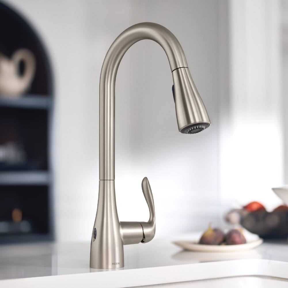 Moen Georgene Spot Resist Stainless Single Handle Touchless Pull-down Kitchen Faucet with Sprayer (Deck Plate and Soap Dispenser Included) | 87912EWSRS