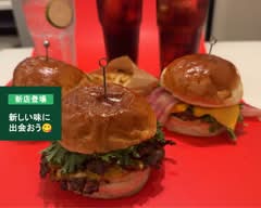 【黒毛和牛使用】ハンバーガーカフェ　スフレファクトリー hanba-ga-kafwe suhurefwakutori-