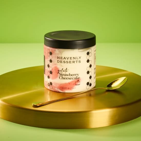 Strawberry Cheesecake Gelato Tub