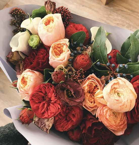 Elegance Flowers & Gifts (2811 North MacArthur Boulevard)