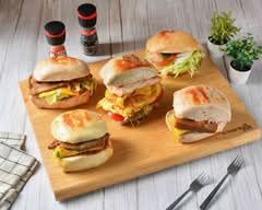 嚼，高蛋白烤饅頭