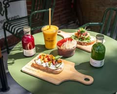 Evergreen Juice Bar & Toast
