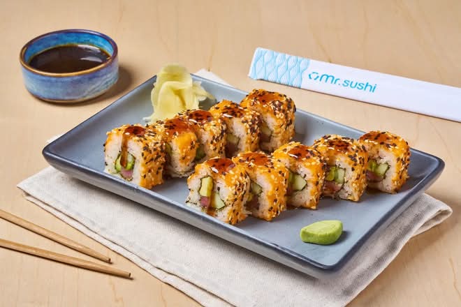 Sushi Tunagui - Atún, Anguila, Masago y Aguacate