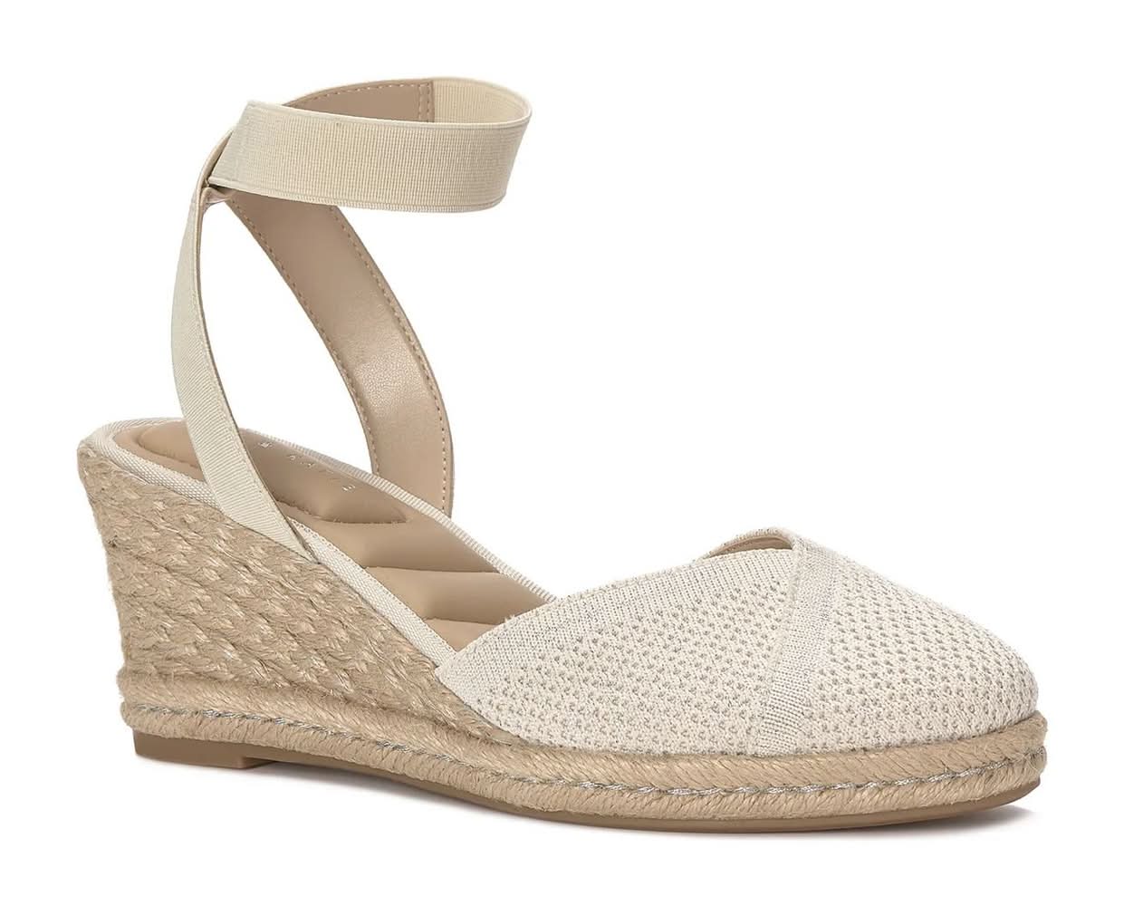 Kelly & Katie Kipsie Wedge Pump (Off White Wide - 8.5)