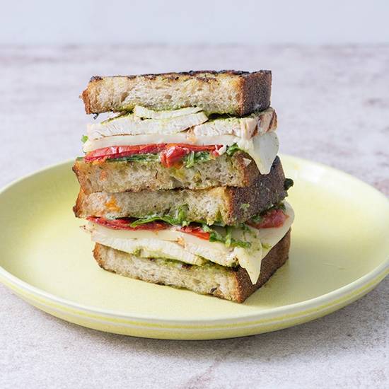 chicken pesto sandwich