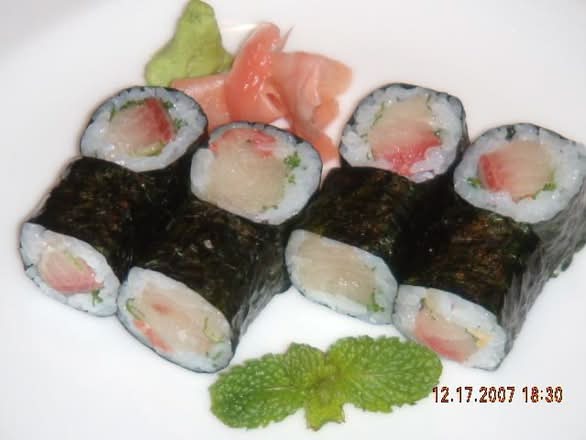 GF - Yellowtail Roll