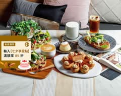 LOTUS CAFFE