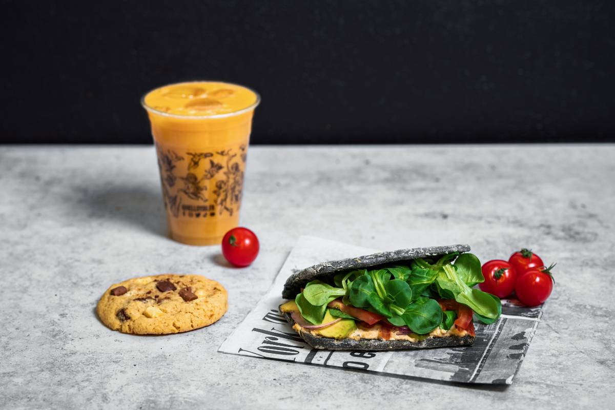MENU PETIT SANDWICH + JUS/MILKSHAKE + DESSERT