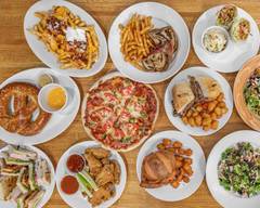 Caddie's Bar & Grill