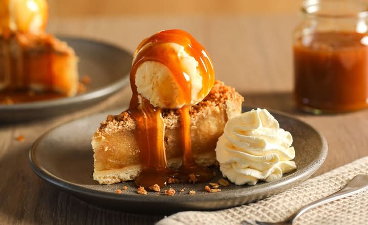 Apple Crumble Pie