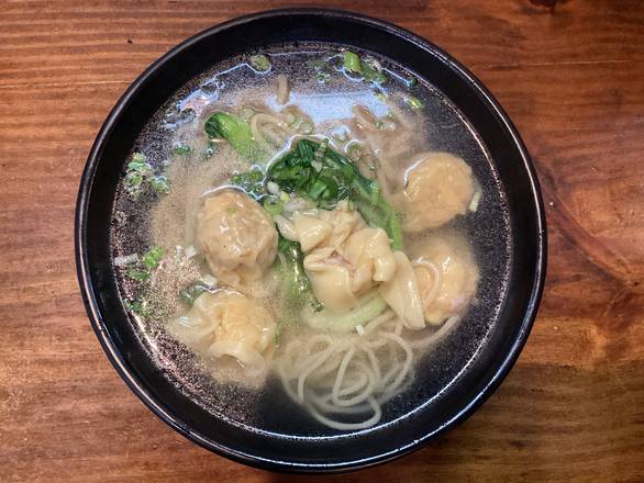 B6. Hongkong Style Wonton Noodle Soup