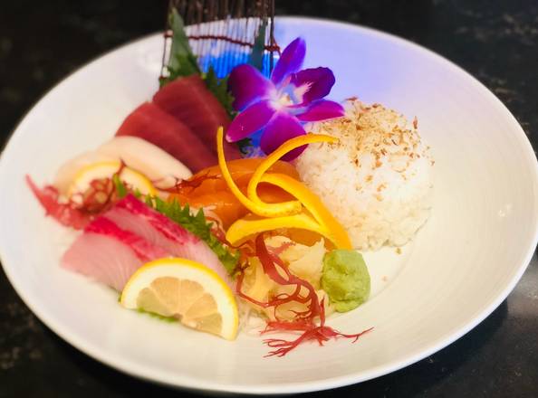 ★L. Sashimi Lunch Plate