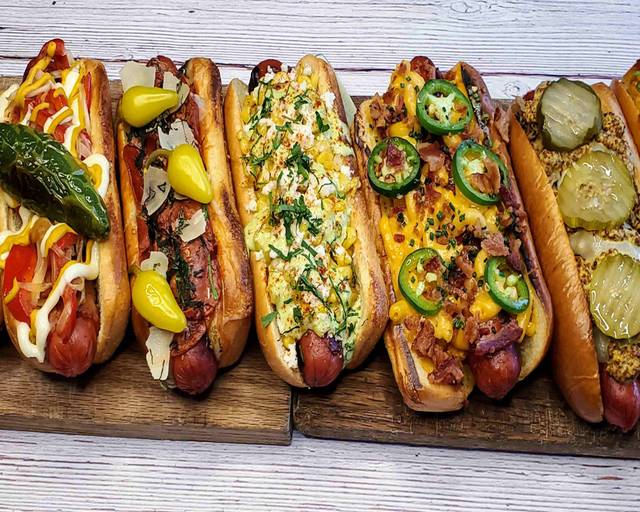 Woofers Hot Dogs