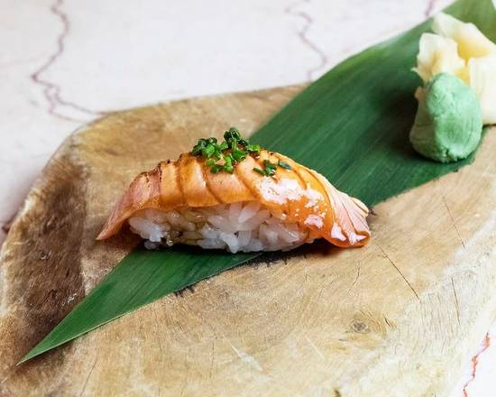 Nigiri salmón braseado con teriyaki