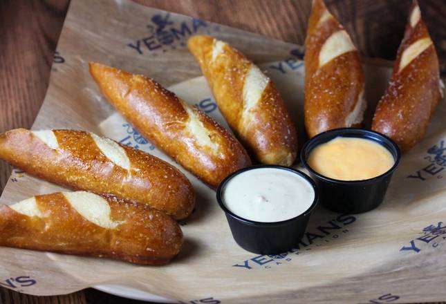 Royal Pretzel Rolls