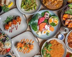 Fomoto Kaiten Sushi