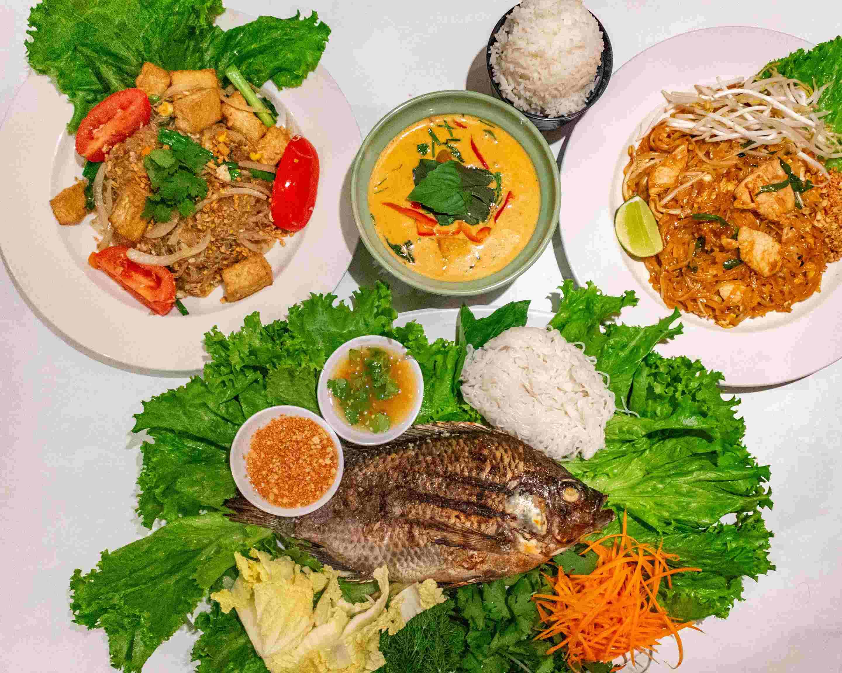 Yasotorn Thai Cuisine Menu Evanston • Order Yasotorn Thai Cuisine