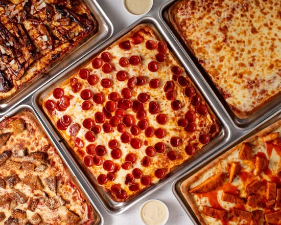 Mick's Pan Pizza (922 Northeast 20th Avenue)