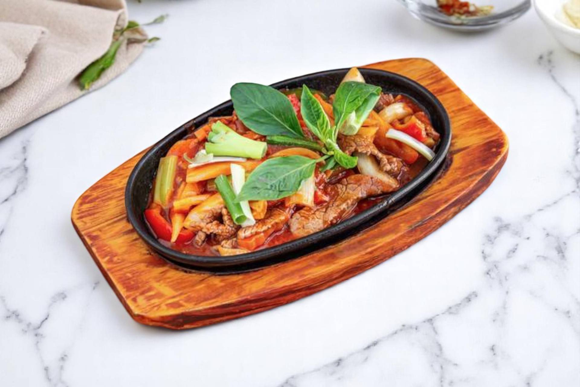 🍤🍗🍖Sautées au basilic aux choix : (poulet ou bœuf ou crevette)