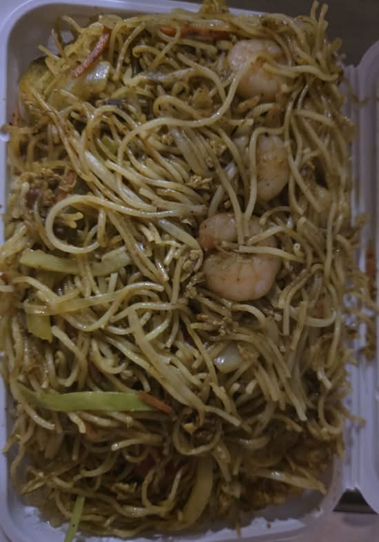 Seafood Singapore Noodles