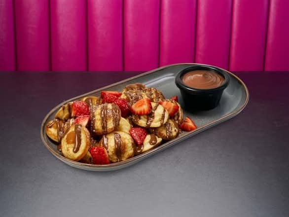 Mini Pancakes -  Strawberry & Choc