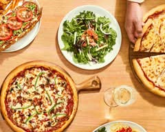 Toujours Mikes (5401 Bd Des Galeries)